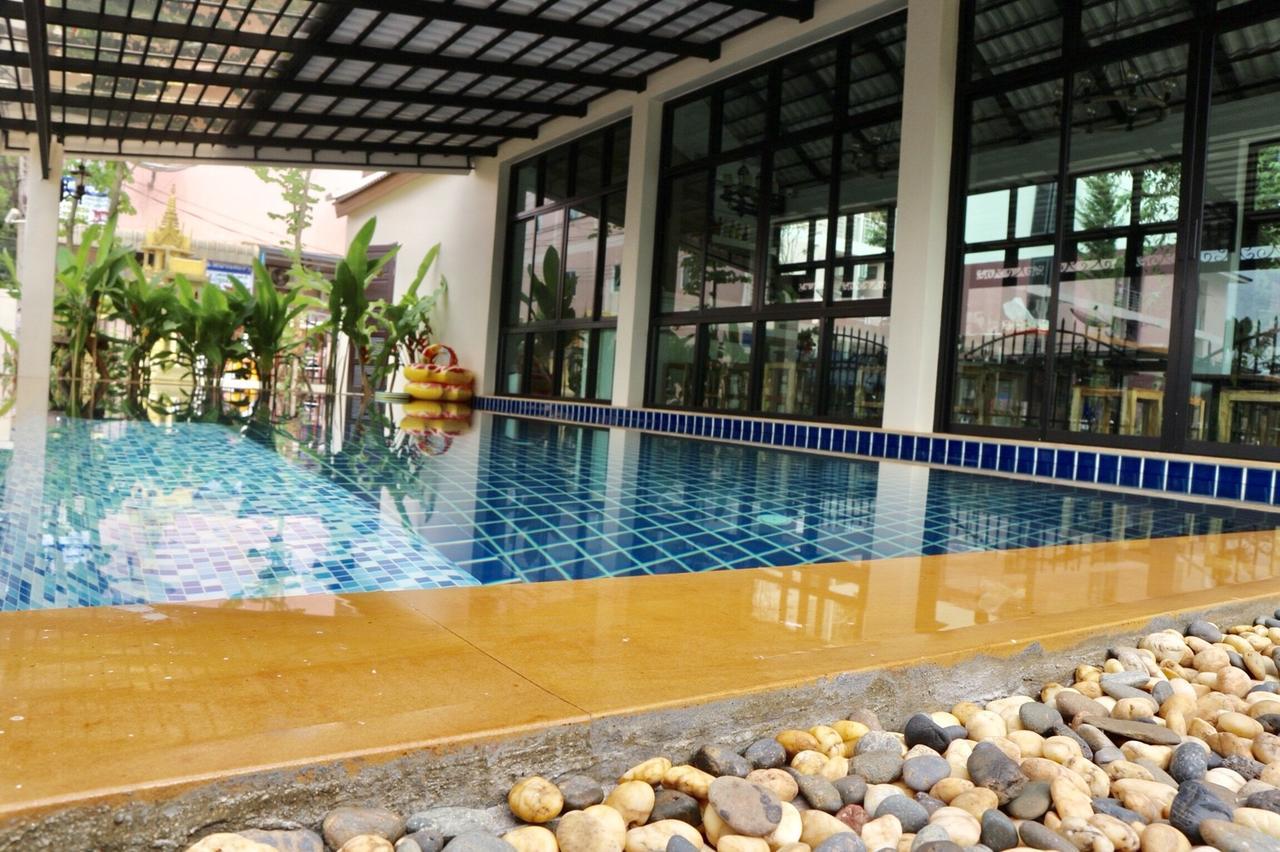 Ploy'S Pearl Hotel สุราษฎร์ธานี ภายนอก รูปภาพ