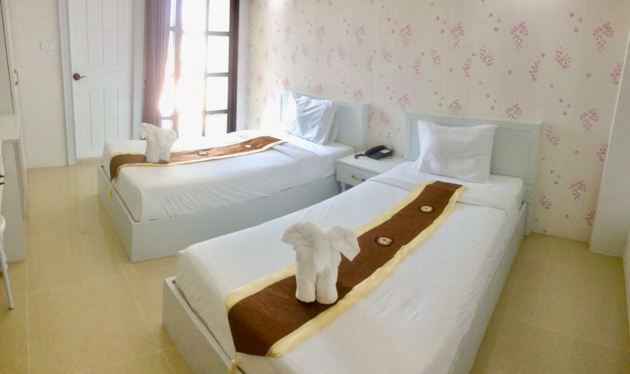 Ploy'S Pearl Hotel สุราษฎร์ธานี ภายนอก รูปภาพ