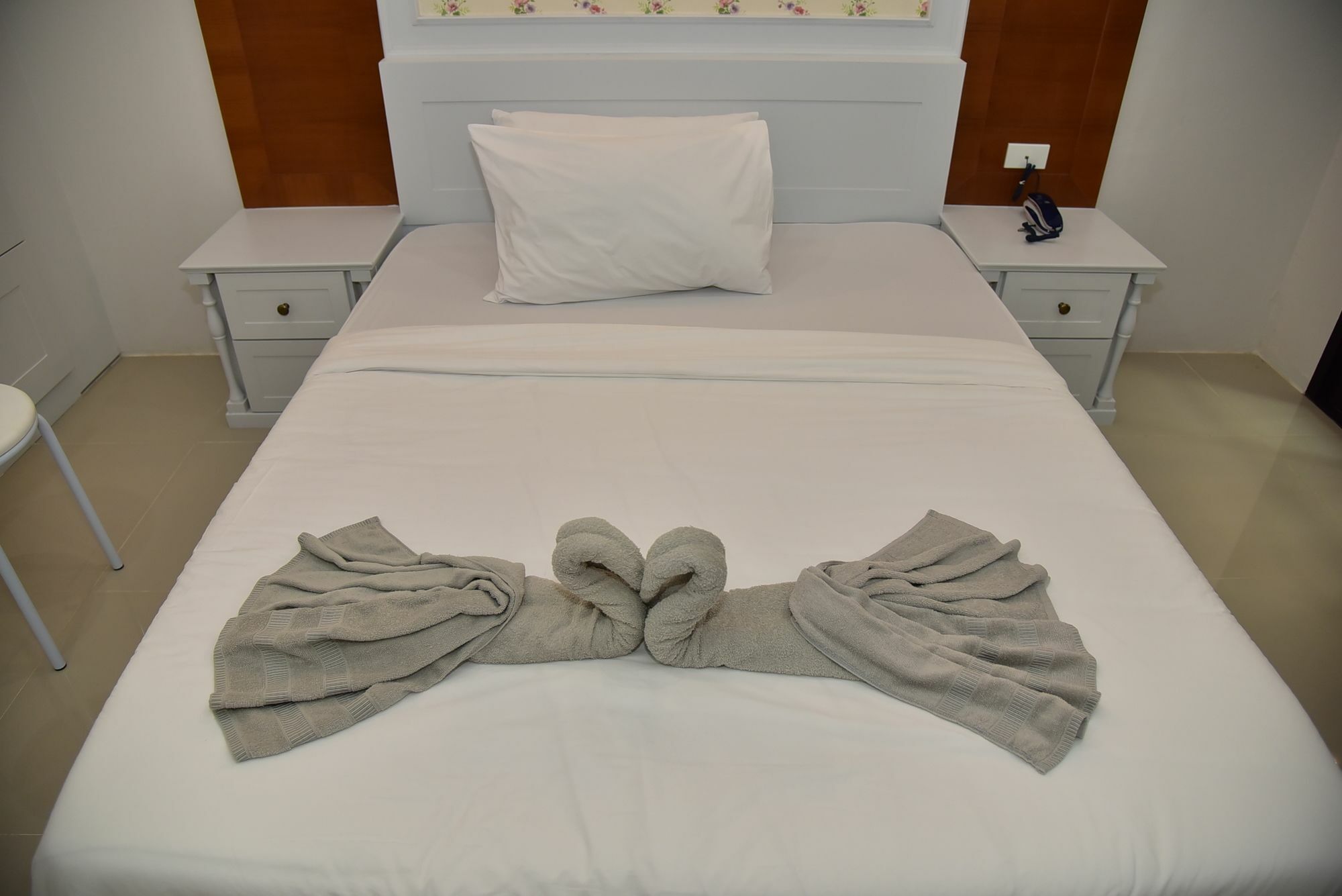 Ploy'S Pearl Hotel สุราษฎร์ธานี ภายนอก รูปภาพ
